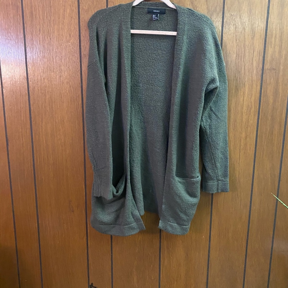 Forever 21 Army Green Cardigan Size M